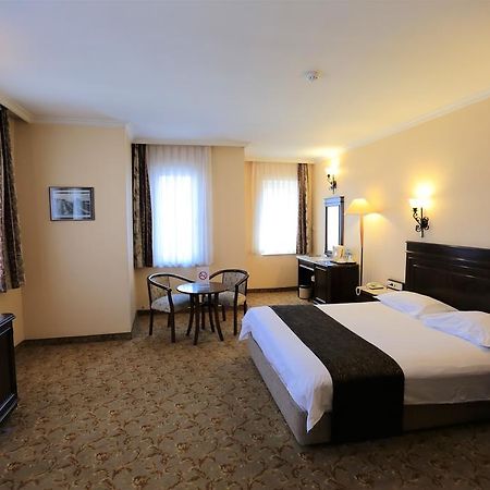 Montania Town Hotel Mudanya Bursa Eksteriør billede
